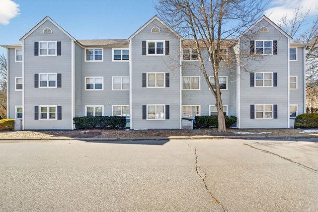 15 Longworth Ave 226, Brockton, MA 02301