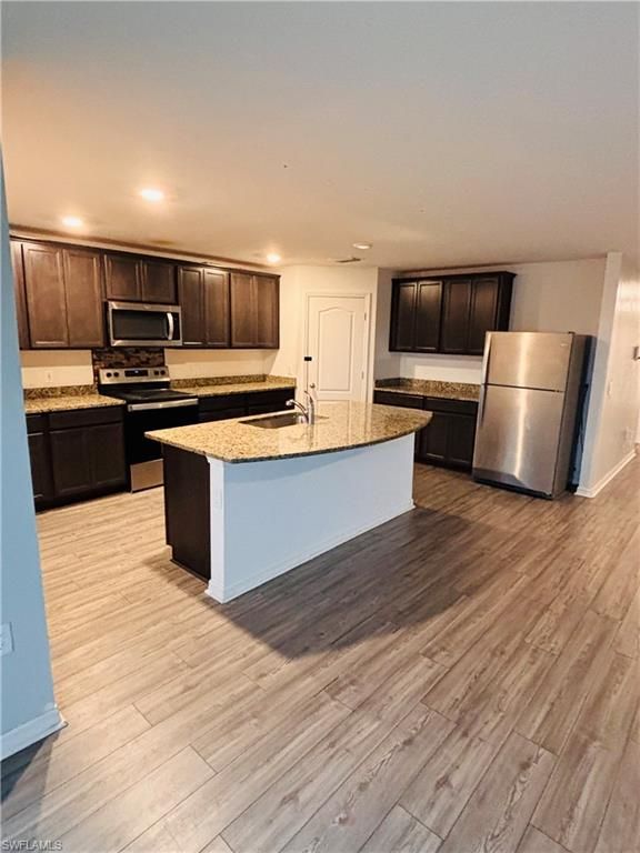 244 Loadstar ST, FORT MYERS, FL 33913 — photo 4