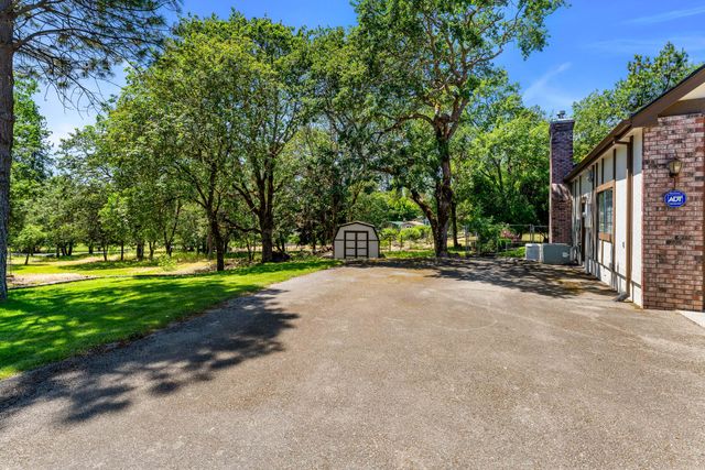 180 Horseshoe Drive, Grants Pass, OR 97526
