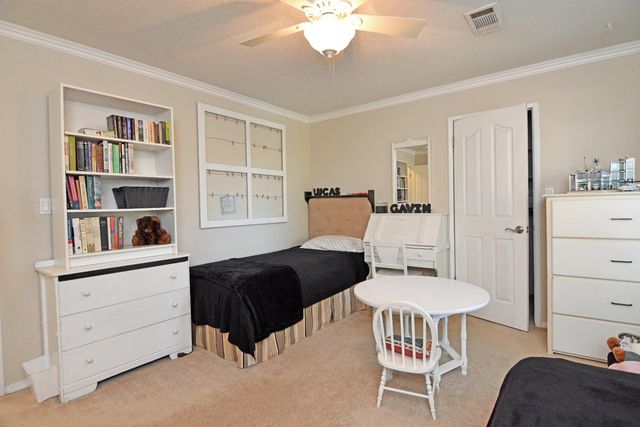 1701 Sylvia Ct, Turlock, CA 95382