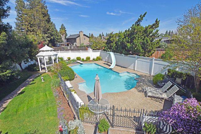 1701 Sylvia Ct, Turlock, CA 95382