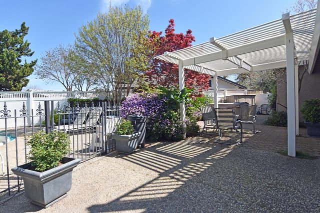 1701 Sylvia Ct, Turlock, CA 95382