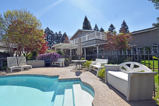 1701 Sylvia Ct, Turlock, CA 95382