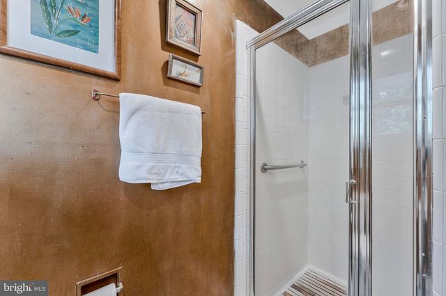 1712 BIRCH RD, Mclean, VA 22101