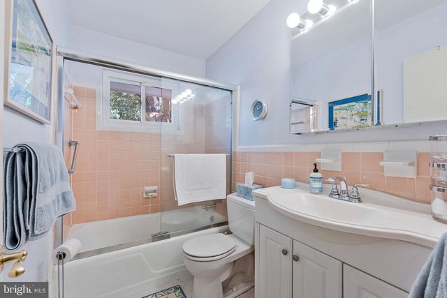 1712 BIRCH RD, Mclean, VA 22101