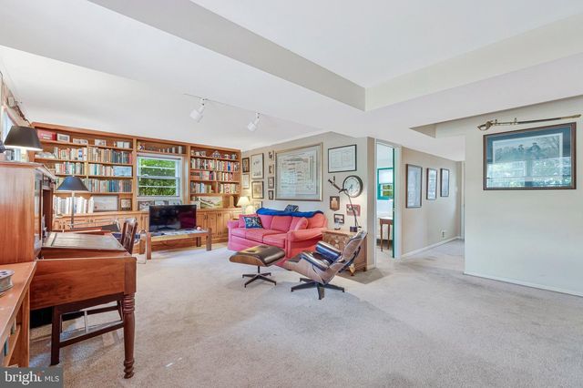 1712 BIRCH RD, Mclean, VA 22101