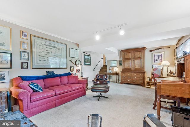 1712 BIRCH RD, Mclean, VA 22101