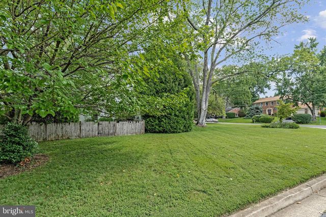 1712 BIRCH RD, Mclean, VA 22101