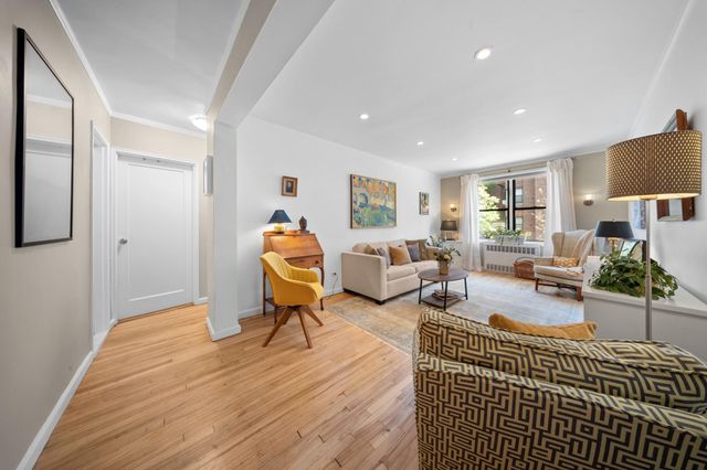 34-30 78th Street 3H, Jackson Heights, NY 11372
