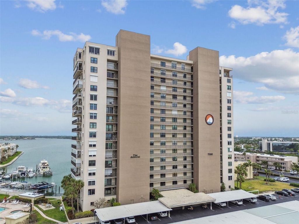 7300 SUN ISLAND DRIVE S 1705, South Pasadena, FL 33707