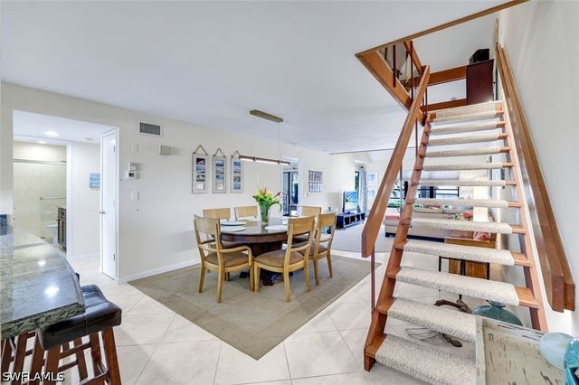 4092 Belair LN 15, Naples, FL 34103