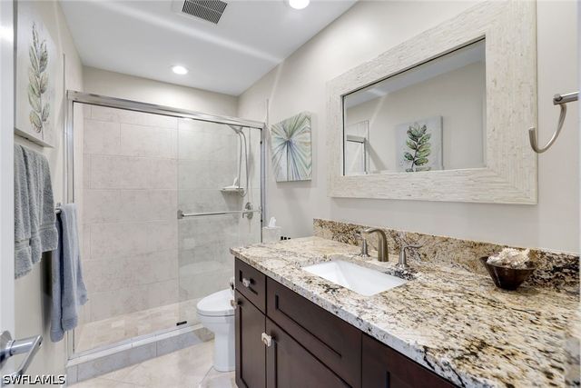 4092 Belair LN 15, Naples, FL 34103