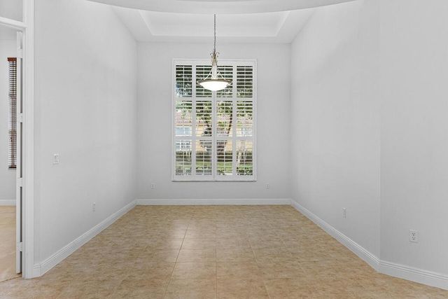 9724 Via Grandezza W, Wellington, FL 33411