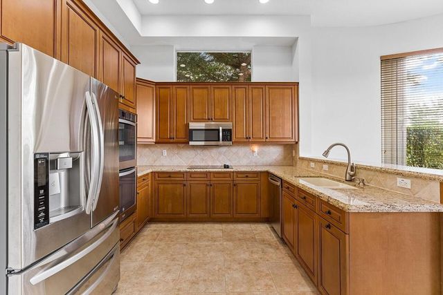 9724 Via Grandezza W, Wellington, FL 33411