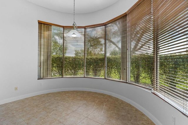 9724 Via Grandezza W, Wellington, FL 33411