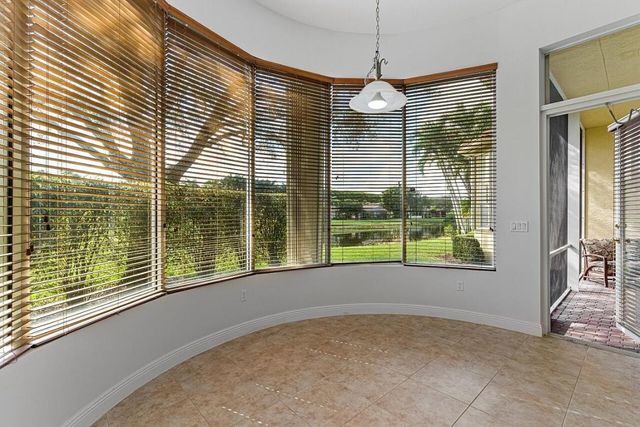 9724 Via Grandezza W, Wellington, FL 33411