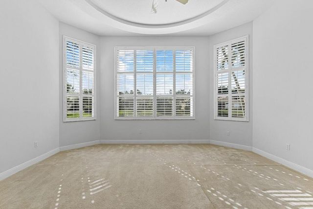 9724 Via Grandezza W, Wellington, FL 33411