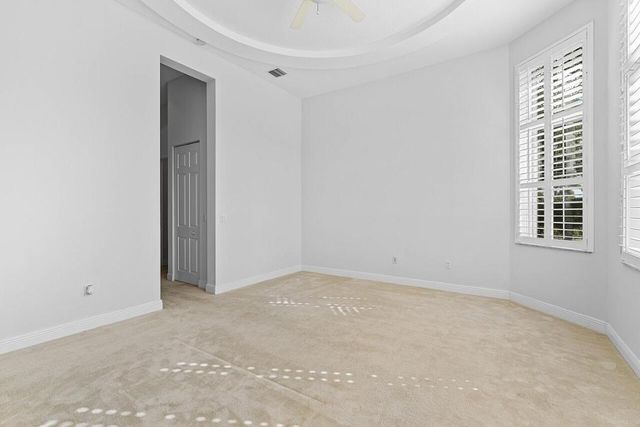 9724 Via Grandezza W, Wellington, FL 33411