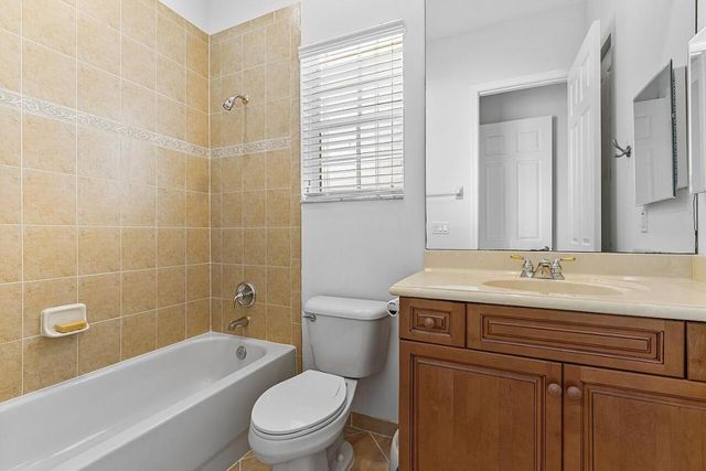 9724 Via Grandezza W, Wellington, FL 33411