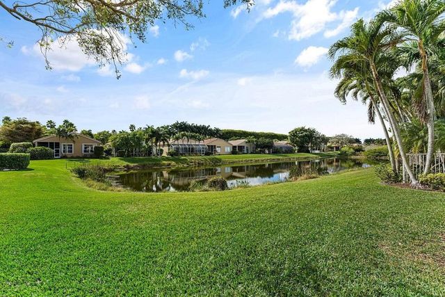 9724 Via Grandezza W, Wellington, FL 33411