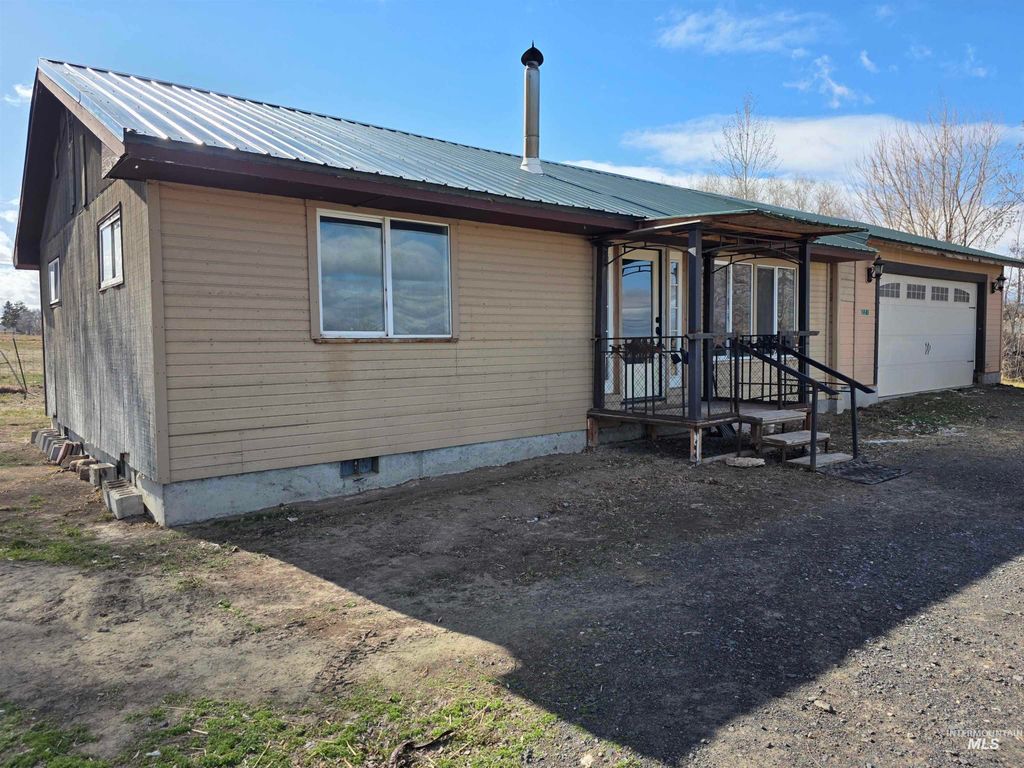 221 Juniper Street, Buhl, ID 83316 photo 3