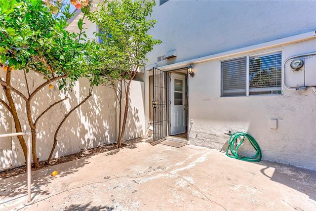 8098 Kerr Green, Buena Park, CA 90621