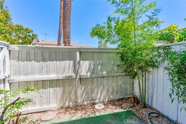 8098 Kerr Green, Buena Park, CA 90621