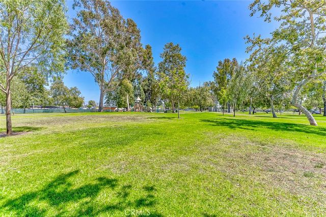 8098 Kerr Green, Buena Park, CA 90621