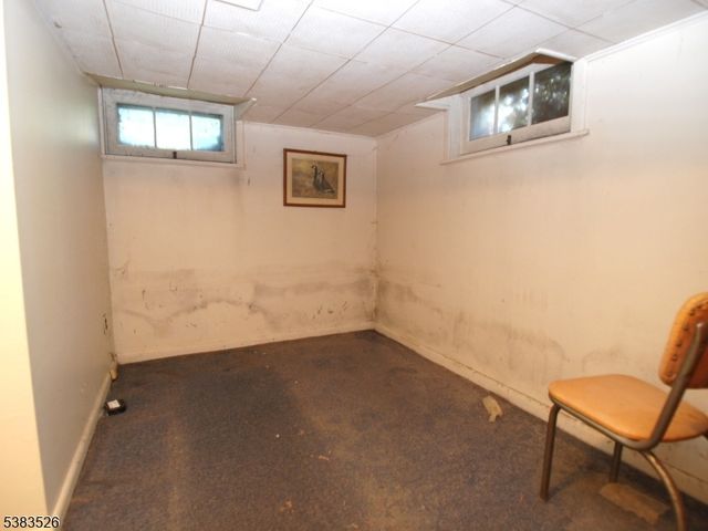 48 Caroline Ave, Pequannock Twp., NJ 07444