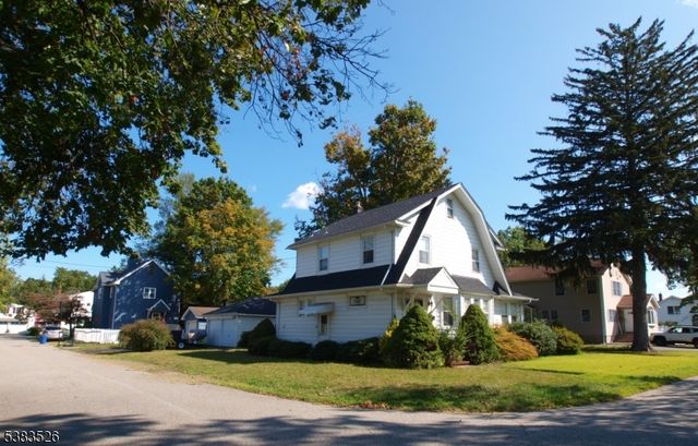 48 Caroline Ave, Pequannock Twp., NJ 07444