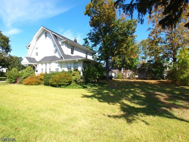 48 Caroline Ave, Pequannock Twp., NJ 07444