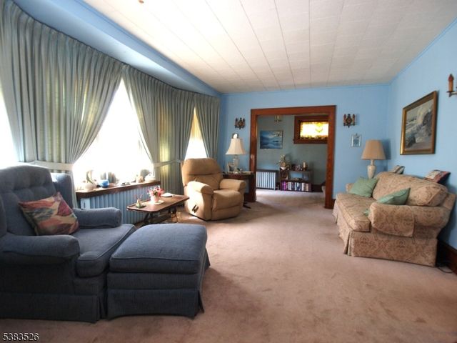 48 Caroline Ave, Pequannock Twp., NJ 07444