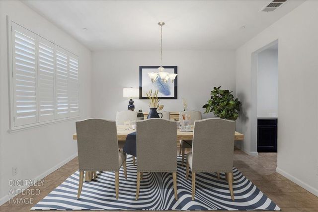 870 Storybook St, Manteca, CA 95337