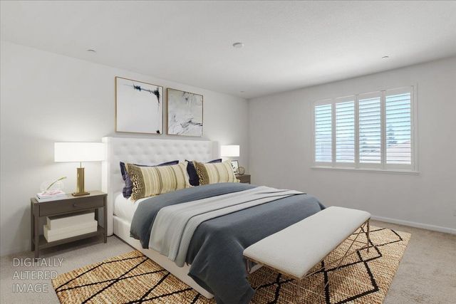 870 Storybook St, Manteca, CA 95337