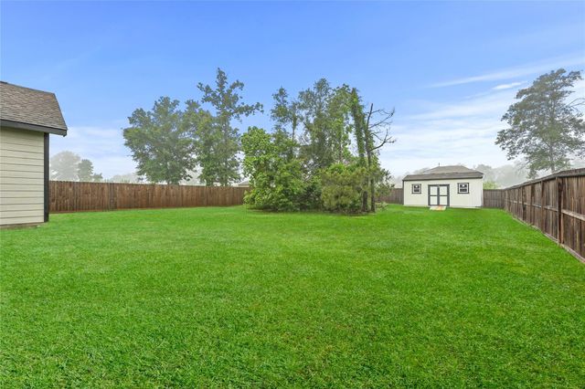 12341 N Chestnut Hills Drive, Conroe, TX 77303