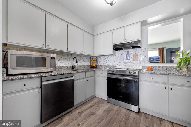 203 ZIEGLERVILLE RD, Schwenksville, PA 19473