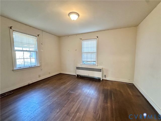 101 Conduit Rd, Colonial Heights, VA 23834