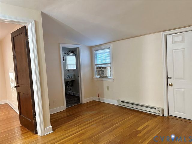 101 Conduit Rd, Colonial Heights, VA 23834