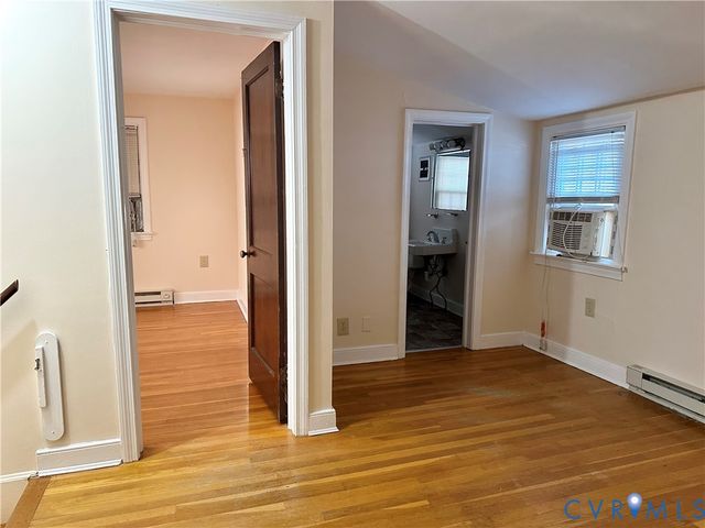 101 Conduit Rd, Colonial Heights, VA 23834