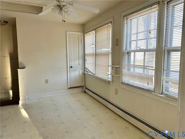 101 Conduit Rd, Colonial Heights, VA 23834