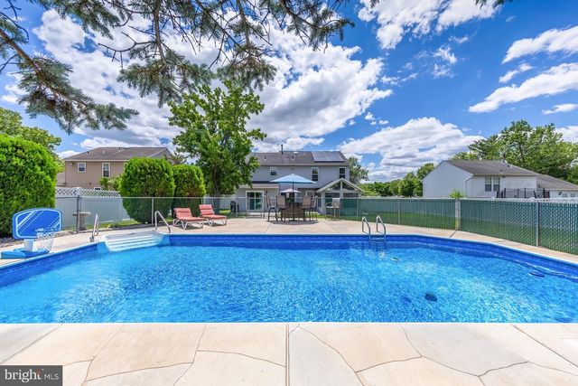 24 HOLLYBUSH DR, Glassboro, NJ 08028