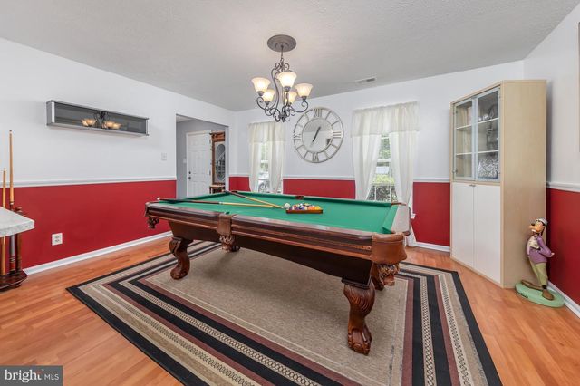 24 HOLLYBUSH DR, Glassboro, NJ 08028