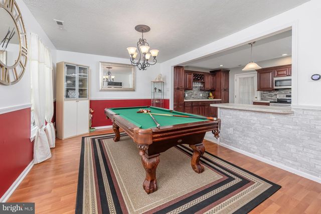 24 HOLLYBUSH DR, Glassboro, NJ 08028