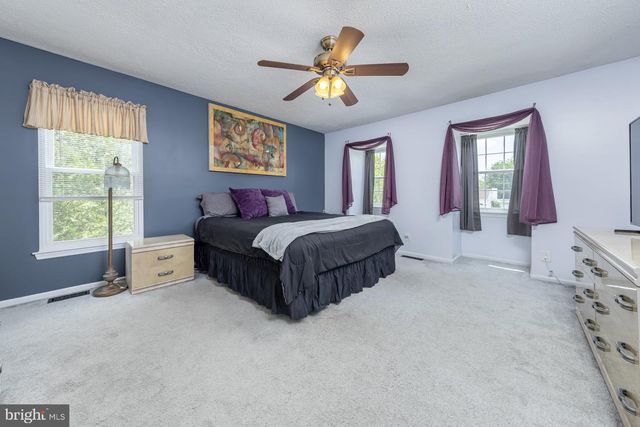24 HOLLYBUSH DR, Glassboro, NJ 08028