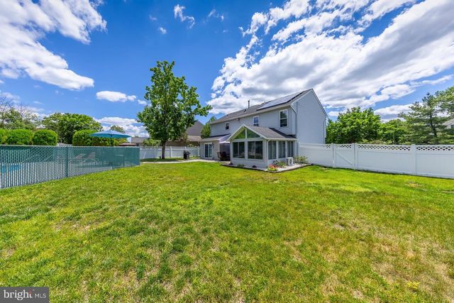 24 HOLLYBUSH DR, Glassboro, NJ 08028
