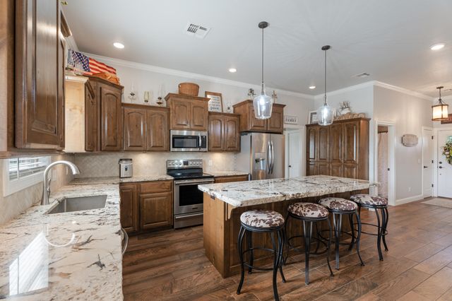 62717 E 280 Road, Grove, OK 74344