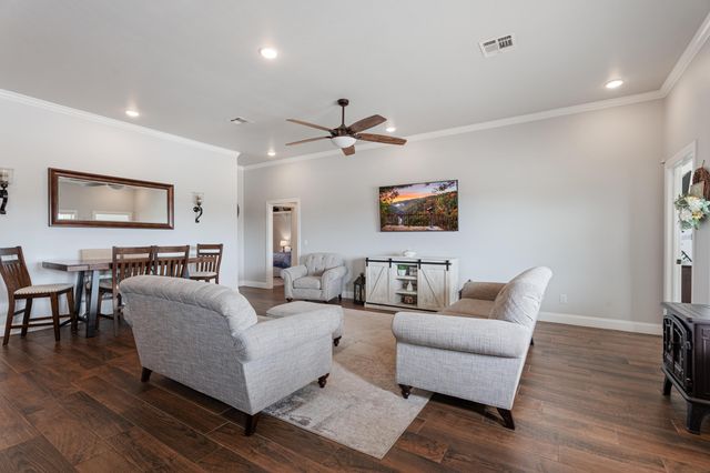 62717 E 280 Road, Grove, OK 74344