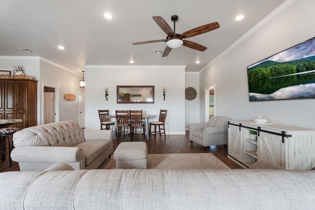 62717 E 280 Road, Grove, OK 74344