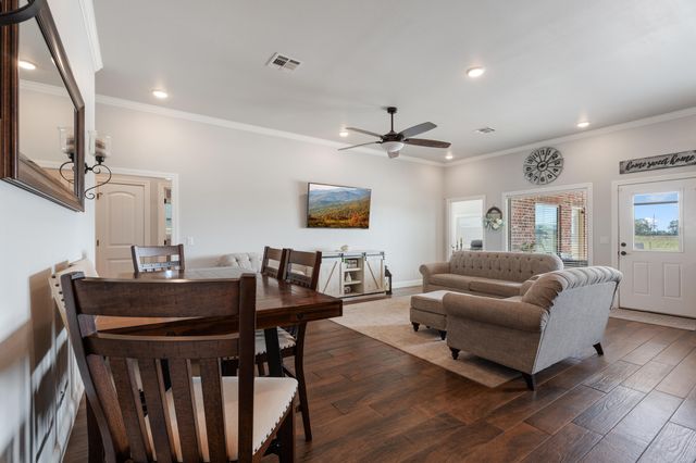 62717 E 280 Road, Grove, OK 74344