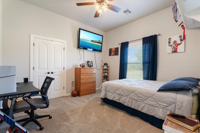 62717 E 280 Road, Grove, OK 74344